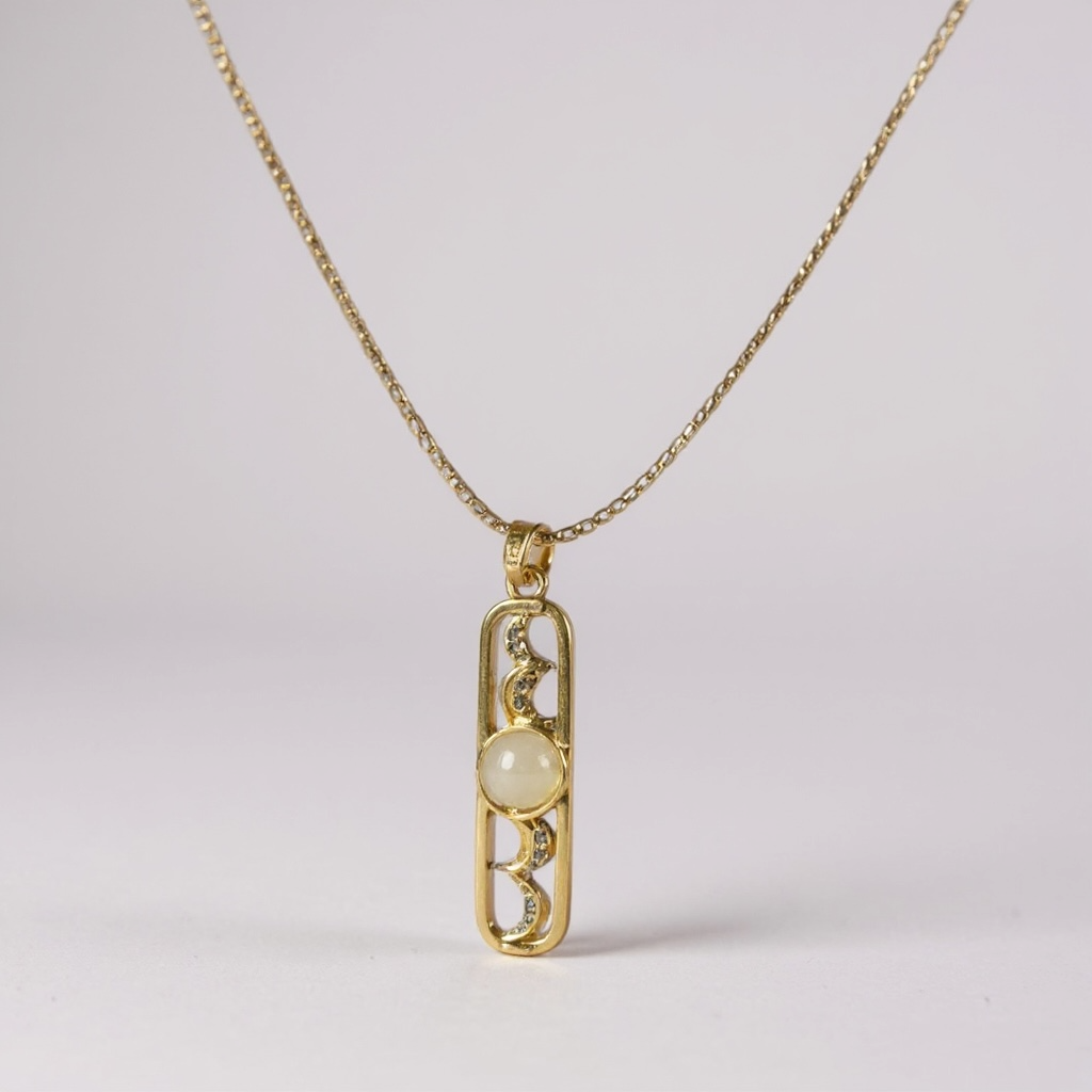 Çift Taraflı Ay ve Yıldız Detaylı Sedef Taşlı Gold Zincir Kolye