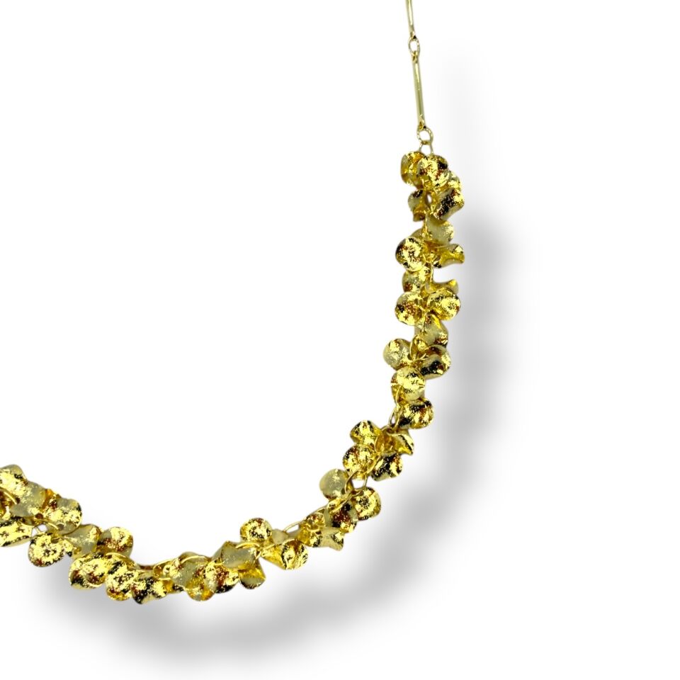 Kümelenmiş Gold Pul Detaylı Gerdanlık Kolye