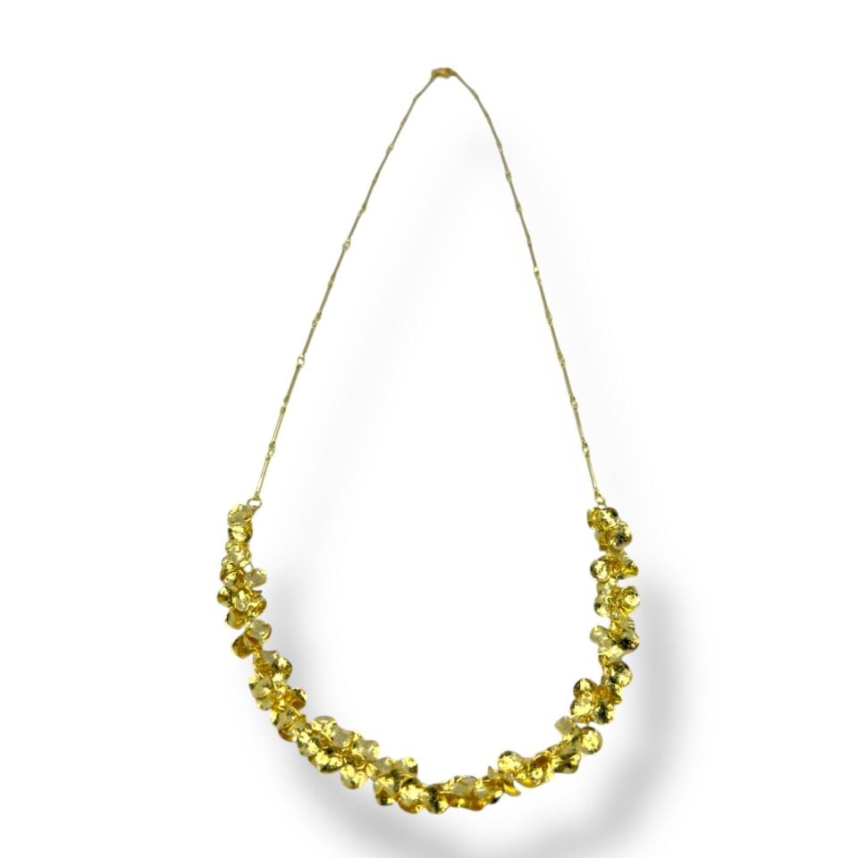 Kümelenmiş Gold Pul Detaylı Gerdanlık Kolye