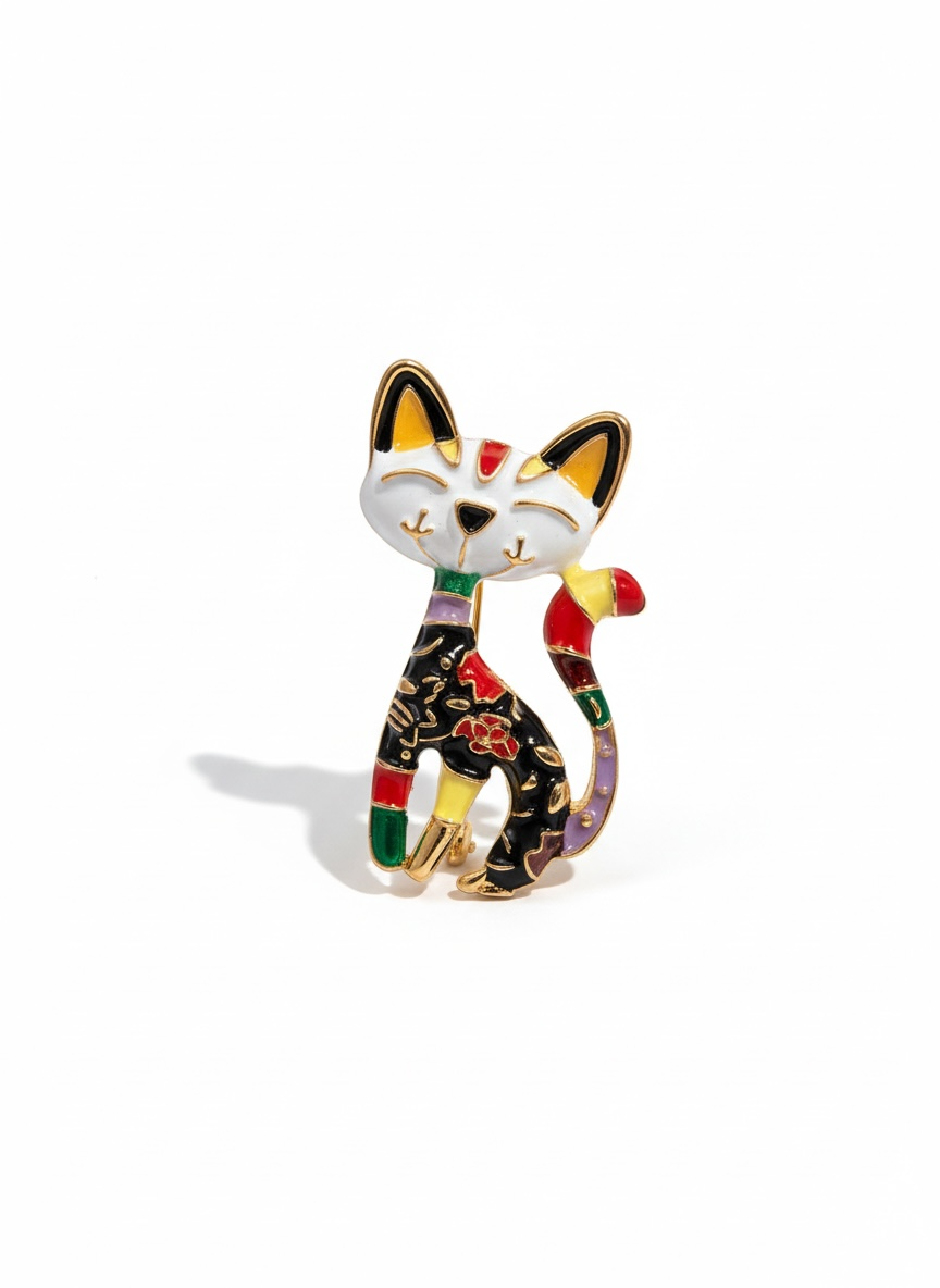 Gold Detaylı Geometrik Desenli Kedi Broş