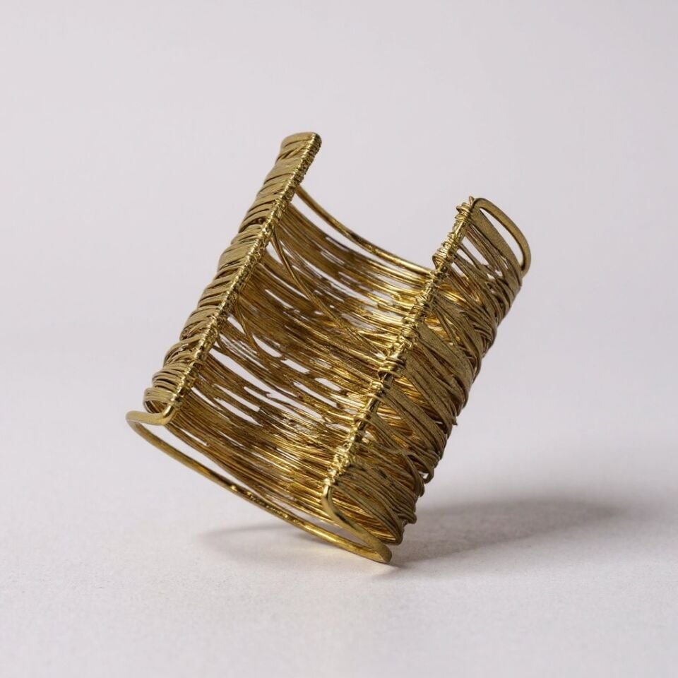 Geniş İnce Tel Örgü Açık Gold Manşet Bileklik