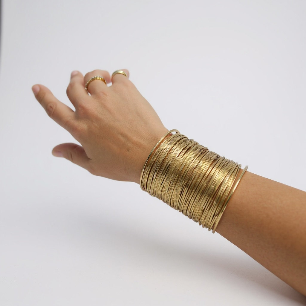 Geniş İnce Tel Örgü Açık Gold Manşet Bileklik