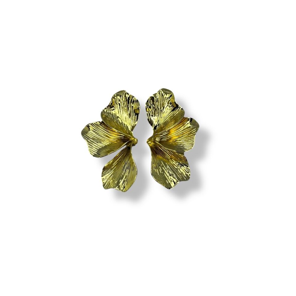 Büyük Boy Dökümlü Yaprak Formlu Gold Küpe