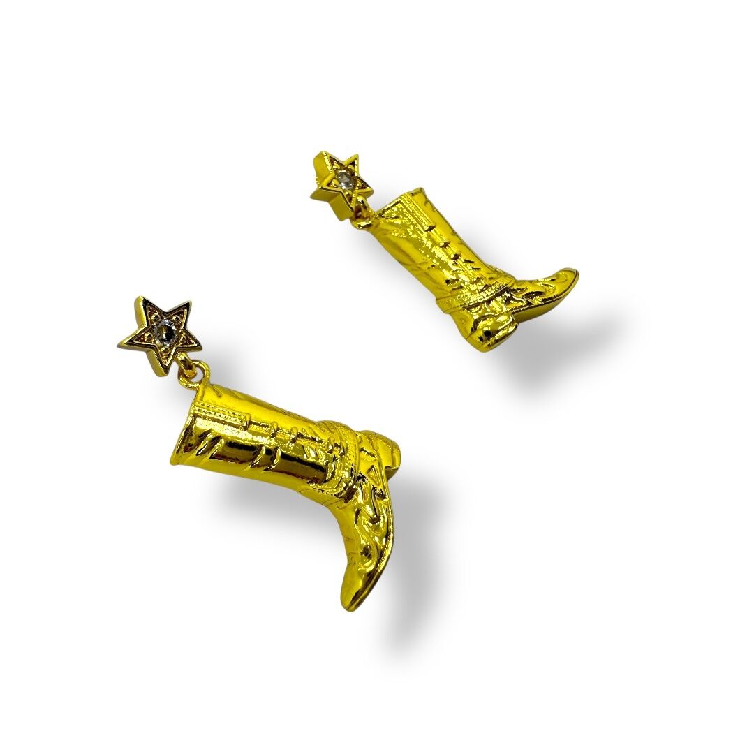 Texas Dream: Yıldız Taşlı ve Kabartma Desenli Kovboy Çizmesi Küpe