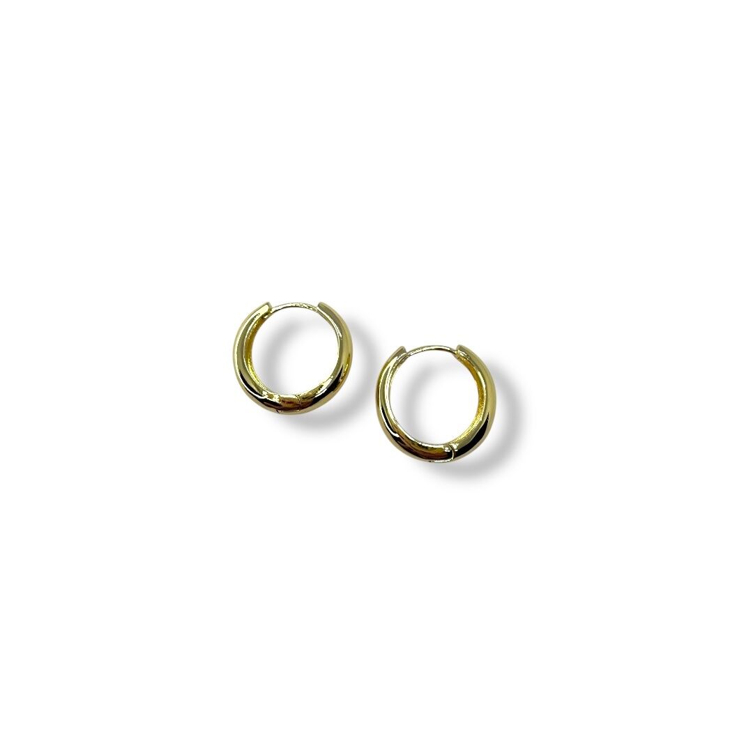 Timeless Gold: Bombeli Kalın Minimal Halka Küpe