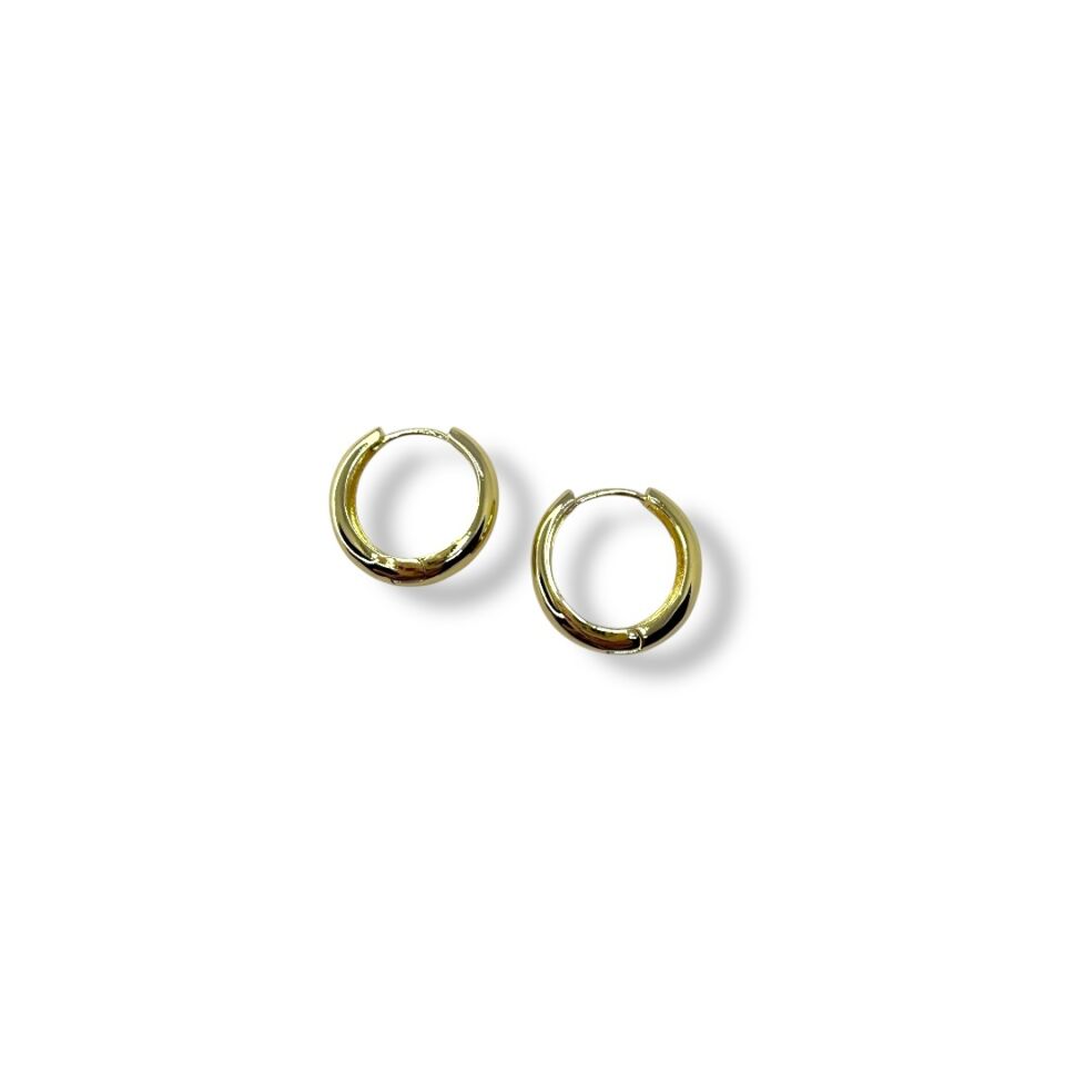 Timeless Gold: Bombeli Kalın Minimal Halka Küpe