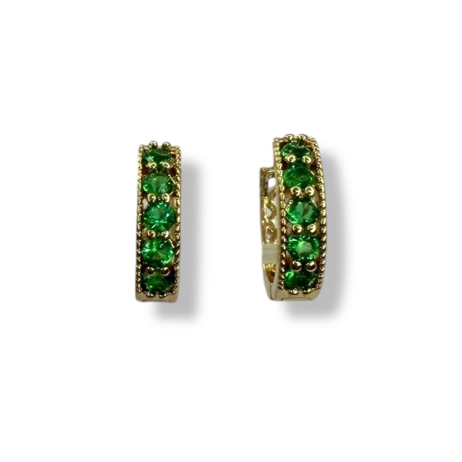 Zümrüt Yeşili Zirkon Taşlı Minimal Halka Küpe - Gold ve Gümüş Renk Seçenekli Huggie Küpe (gold)