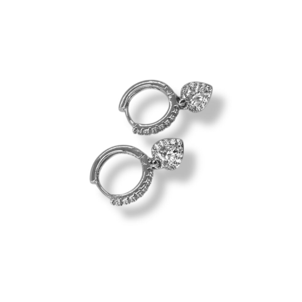 Tektaş Kalp Figürlü Zirkon Taşlı Silver Halka Küpe