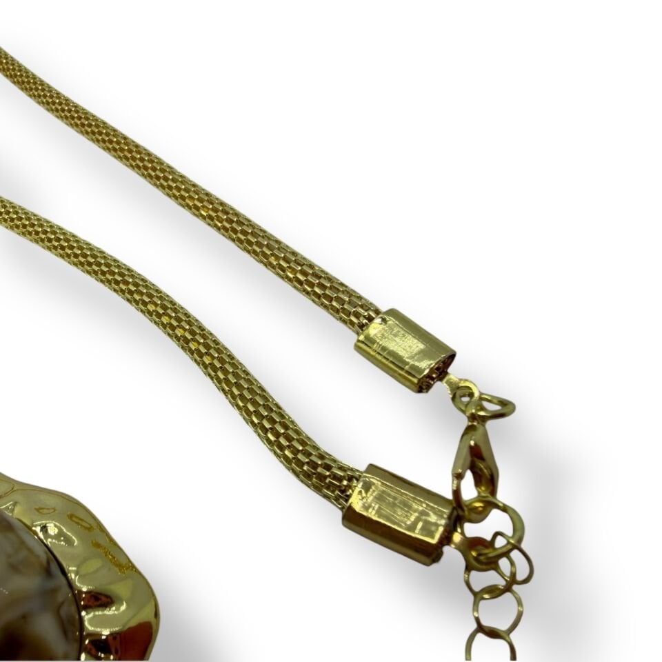 Gold Renk Dövme Metal Çerçeveli Doğal Taş Görünümlü Kolye - Kalın Hasır Zincir