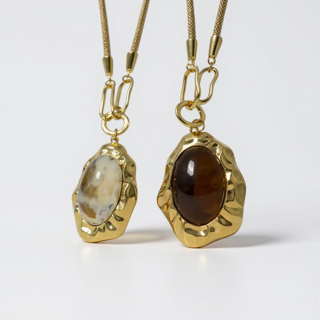 Bohem Tarz Acı Kahve Taşlı Dövme Metal Uçlu Kolye (Koyu Kahve)