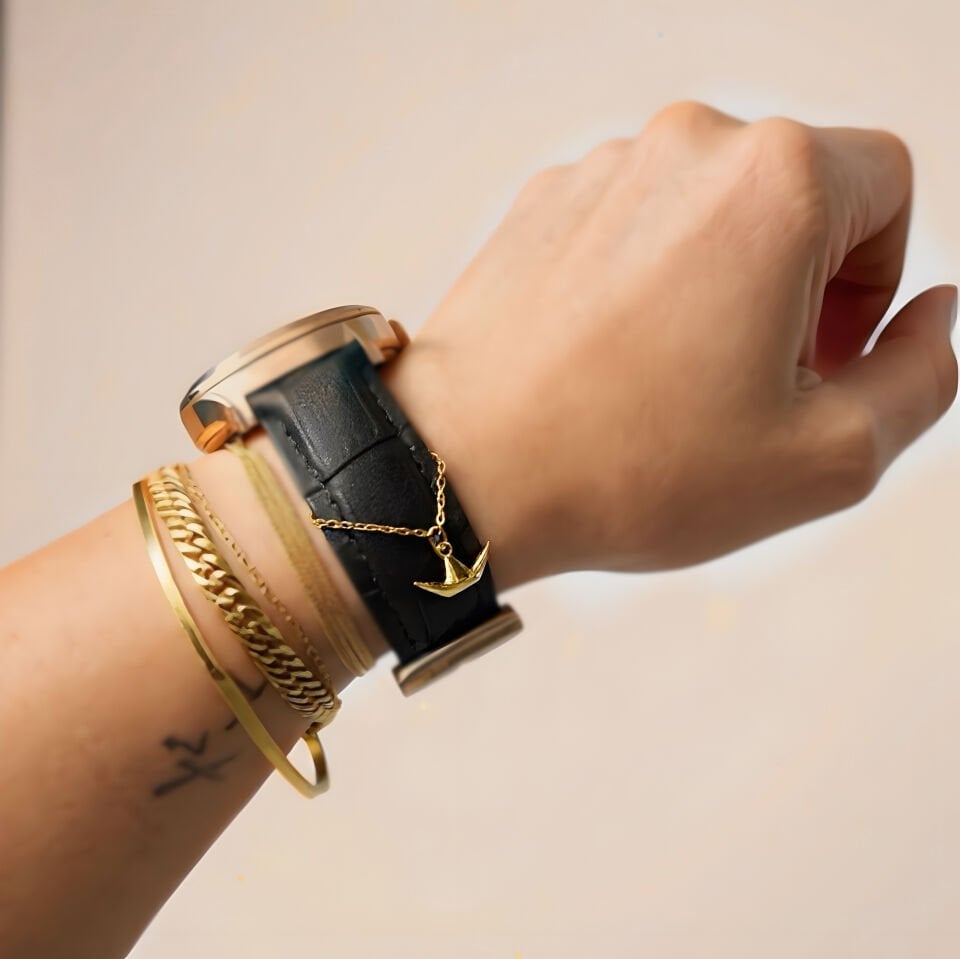 Apple Watch ve Deri Kordon Uyumlu Sallantılı Saat Charm Aksesuarları